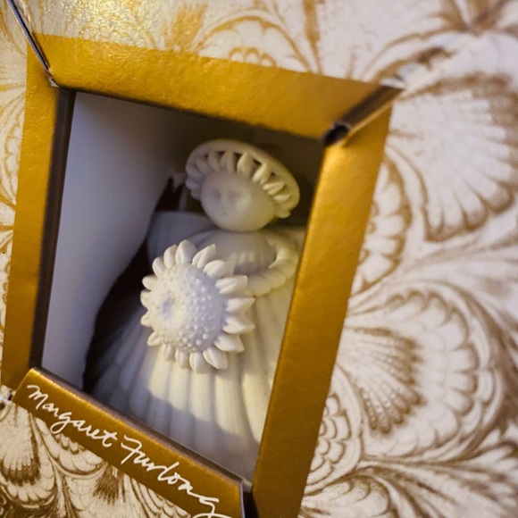Margaret Furlong Special Edition Sunflower Angel - Picture 3 of 4